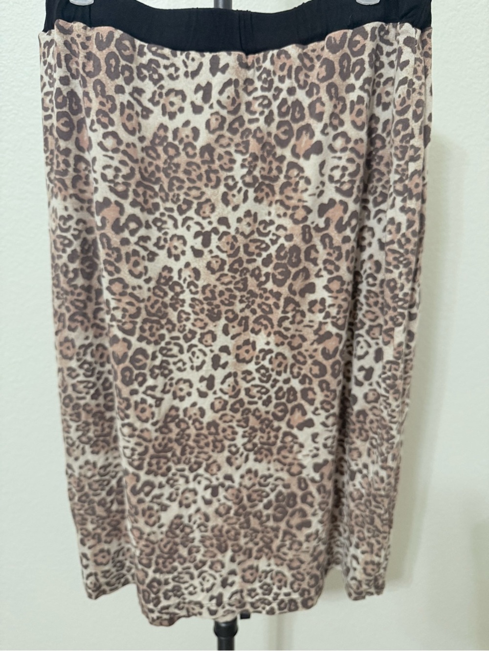 Reversible  Leopard Print Pencil Skirt in Beige and Brown